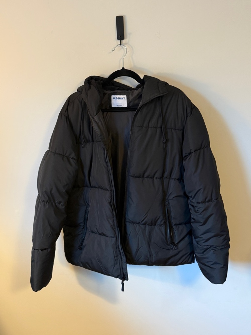 Old Navy Black Men's Puffer Jacket with Hood NWT